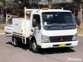 2006 Mitsubishi Canter L7/800 - picture0' - Click to enlarge