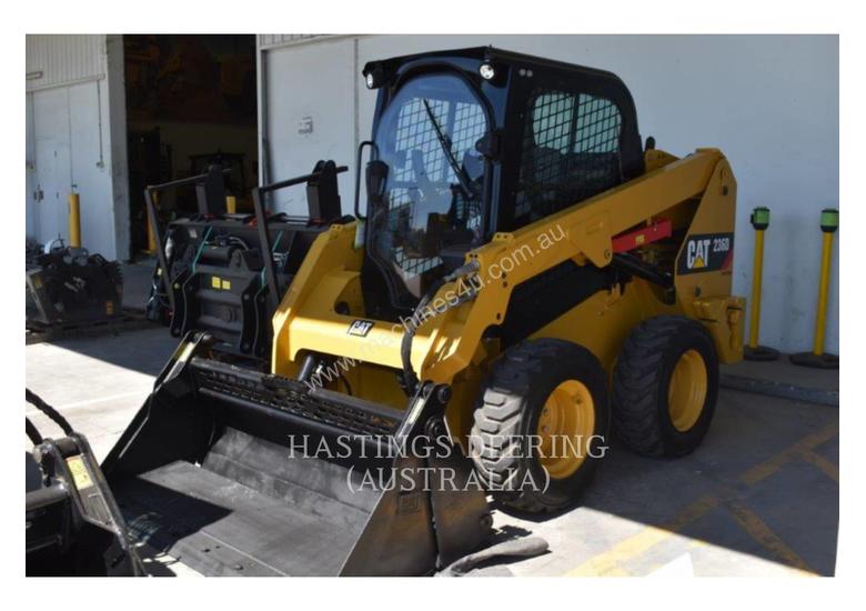 caption CATERPILLAR 236DLRC Skid Steer Loaders