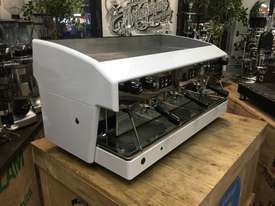 WEGA ATLAS 3 GROUP WHITE ESPRESSO COFFEE MACHINE - picture0' - Click to enlarge