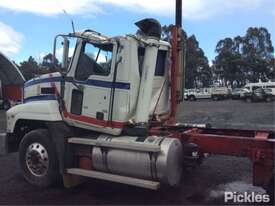 2007 Mack CH Fleet-Liner - picture2' - Click to enlarge