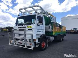 1984 Scania 112M - picture2' - Click to enlarge