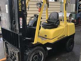 Forklift 2.5 ton - picture2' - Click to enlarge