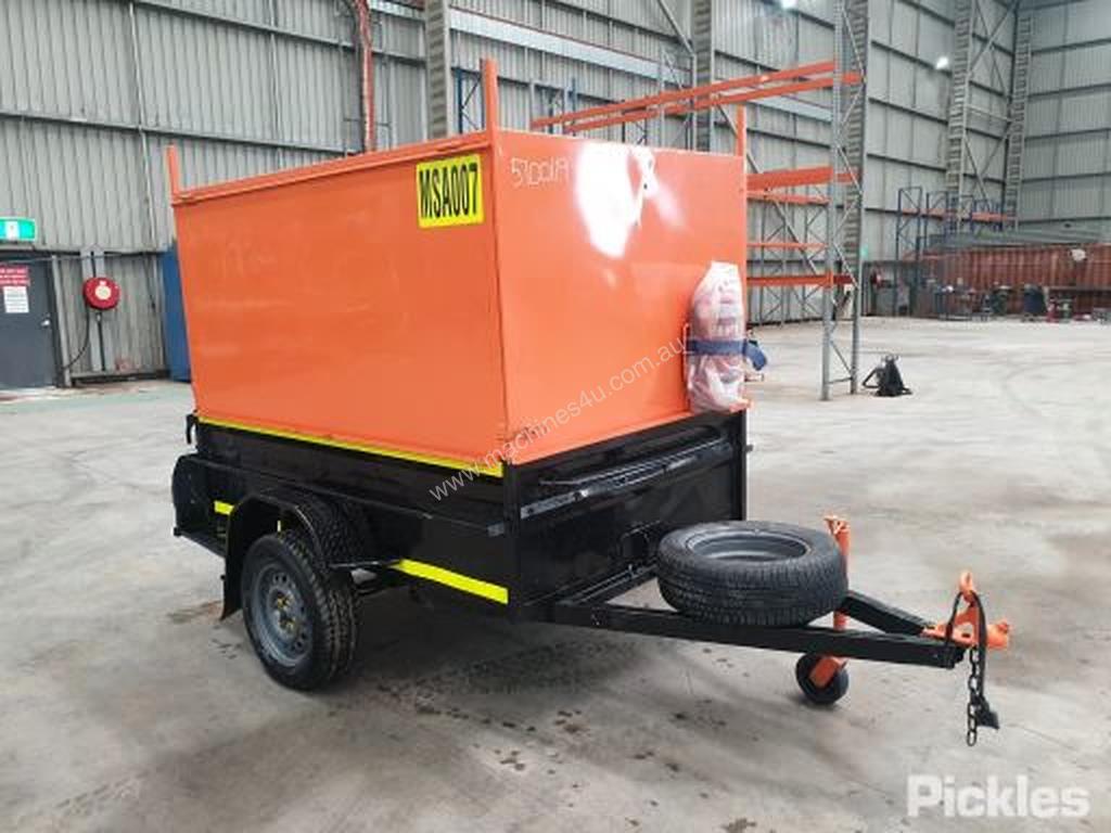 Buy Used Sydney Trailers 2004 Sydney Trailers 7 x 4 CP Box Trailer in