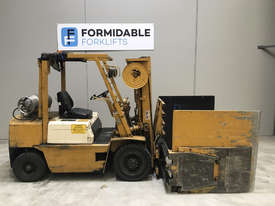 Komatsu FG25 LPG / Petrol Counterbalance Forklift - picture0' - Click to enlarge