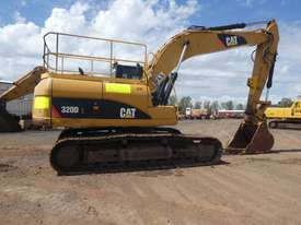 Caterpillar 320DL Excavator - picture2' - Click to enlarge