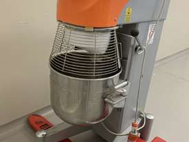 Planetary mixer - picture0' - Click to enlarge