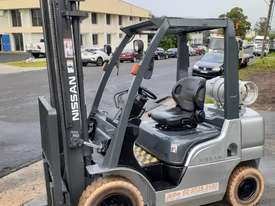 Forklift for sale-nissan 2005 model 2.5 Ton LPG forklift 4000mm lift height Ready to Go Negotiable - picture1' - Click to enlarge
