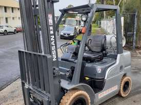 Forklift for sale-nissan 2005 model 2.5 Ton LPG forklift 4000mm lift height Ready to Go Negotiable - picture2' - Click to enlarge