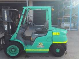 MITSUBISHI 3 ton forklift for sale - picture0' - Click to enlarge