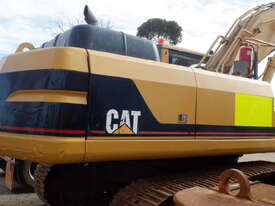 Cat 330B Tracked Excavator - picture2' - Click to enlarge