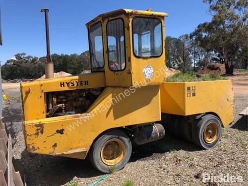 1975 Hyster