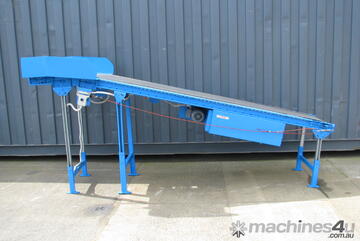 Incline Motorised Belt Conveyor - 3.15m long - Dexion