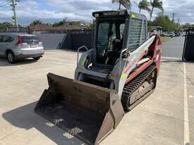 track Skid steer - picture1' - Click to enlarge