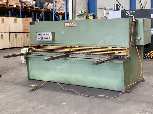 Just In - 2500mm x 6mm Hydraulic Overdriven Guillotine - Power Back Gauge