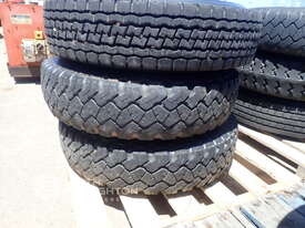 13 X 7.50R16 TYRES & RIMS (2 X UNUSED) - picture2' - Click to enlarge