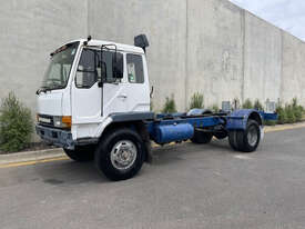 Mitsubishi FM515 Cab chassis Truck - picture0' - Click to enlarge