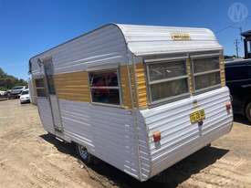 Millard 16ft Caravan - picture1' - Click to enlarge