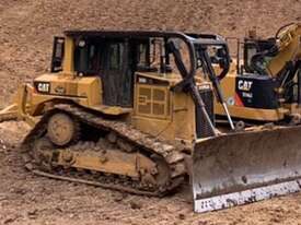 CATERPILLAR D6R XL Dozer Series III - VPAT Blade - picture0' - Click to enlarge