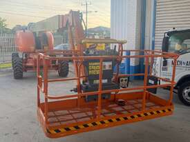 JLG 660SJ STRAIGHT BOOM LIFT - picture1' - Click to enlarge