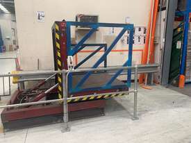 Pallet Tilter -Heavy capacity Industrial Tilting - picture2' - Click to enlarge