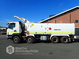 2011 SCANIA G 8X4 DIESEL FUEL TANKER TRUCK - picture2' - Click to enlarge