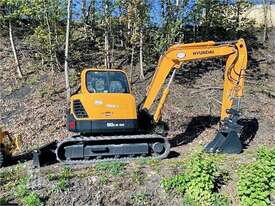 2011 HYUNDAI R80CR-9 FOR SALE -- ONLY 100hrs on the clock  - picture0' - Click to enlarge