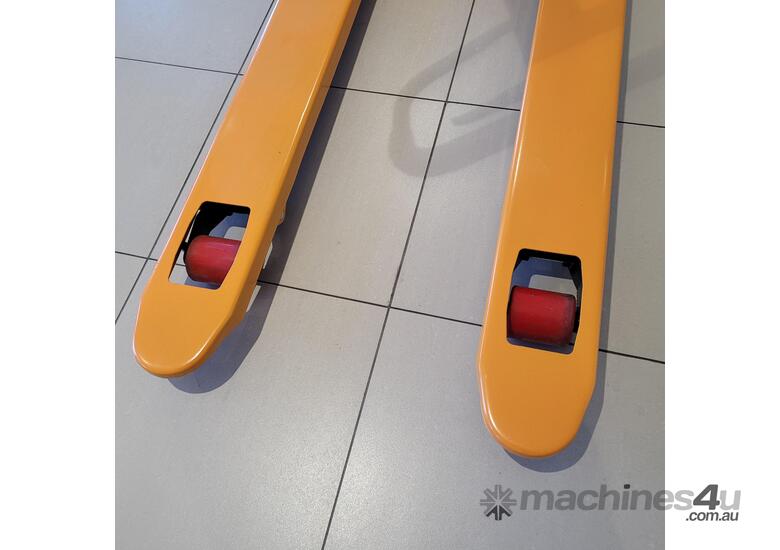 caption Victory 2500KG Pallet Jack..ONLY 550mm WIDTH LEFT