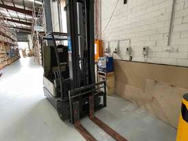 Used Crown Fork Lift Electric 1.8T - picture0' - Click to enlarge