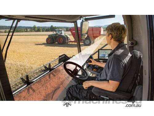 caption Fendt Ideal 10 Combine Harvester: 10T / 581 kW / 790 hp - More power, More output, Less effort!