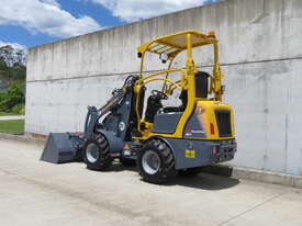 Eurotrac Mini Loader  - picture0' - Click to enlarge