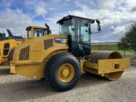 2021 Caterpillar CS66B Roller  - picture1' - Click to enlarge