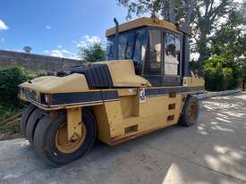 2006 CAT PS300C Multi Tire Roller - picture2' - Click to enlarge