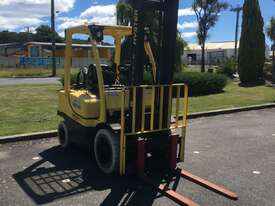 2.5T Counterbalance Forklifts - Hire - picture1' - Click to enlarge