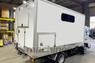 Dog Wash Trailer Kings Maxi Truck Standard Package