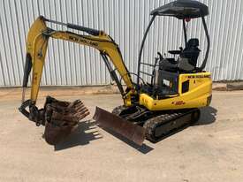 New Holland E18B mini excavator for sale - picture0' - Click to enlarge