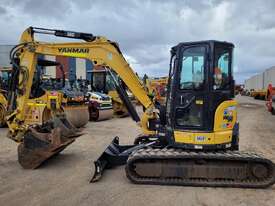 2020 YANMAR VIO55-6 EXCAVATOR WITH TILT HITCH, RUBBER TRACKS AND LOW 750 HOURS - picture0' - Click to enlarge