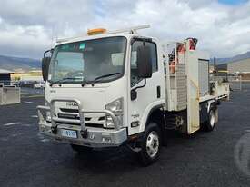 Isuzu NPS 75/155 4X4 - picture1' - Click to enlarge