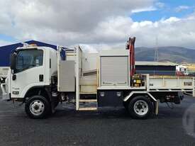 Isuzu NPS 75/155 4X4 - picture2' - Click to enlarge