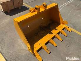 1200mm Bucket - Excavator Pick-up Dimensions - Pin Diameter: 50mm, Pin Centre: 250mm, Ear Width: 160 - picture0' - Click to enlarge