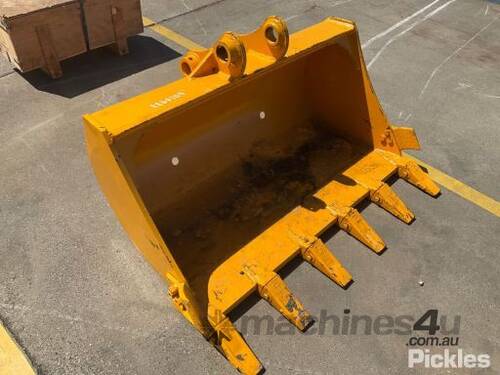 1200mm Bucket - Excavator Pick-up Dimensions - Pin Diameter: 50mm, Pin Centre: 250mm, Ear Width: 160