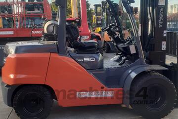 ACTIVE FORKLIFTS - 2015 Toyota forklift for sale 5 ton capacity 5m lift height dual wheel