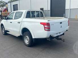 Mitsubishi Triton MQ - picture1' - Click to enlarge