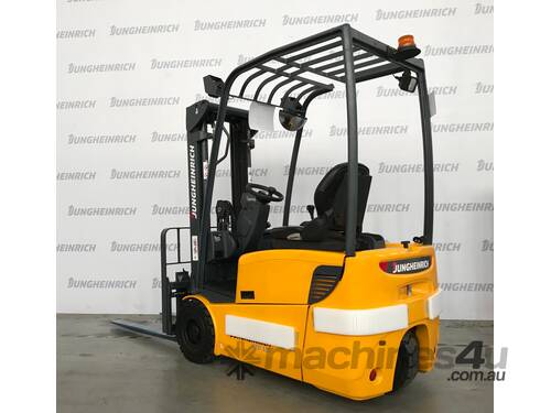 Refurbished battery electric forklift with Drive in Racking 5.5m Triple mast & BRAND NEW BATTERY 