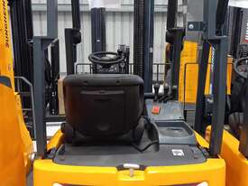 Refurbished battery electric forklift with Drive in Racking 5.5m Triple mast & BRAND NEW BATTERY  - picture1' - Click to enlarge