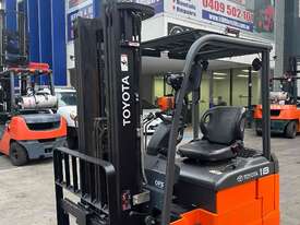 2016 Toyota Electric Container Mast Forklift  - picture0' - Click to enlarge