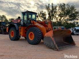 2015 Hitachi ZW310-5B - picture0' - Click to enlarge