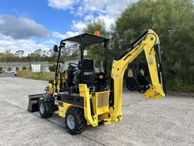 Mini Backhoe Hyload BL30X  - picture0' - Click to enlarge