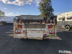 No C/P,Single Axle Jinker Trailer - picture2' - Click to enlarge