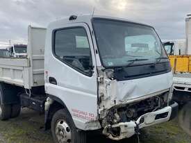 Mitsubishi Canter - picture1' - Click to enlarge