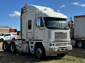 Freightliner Argosy 600HP Cummins Signature Engine - picture0' - Click to enlarge